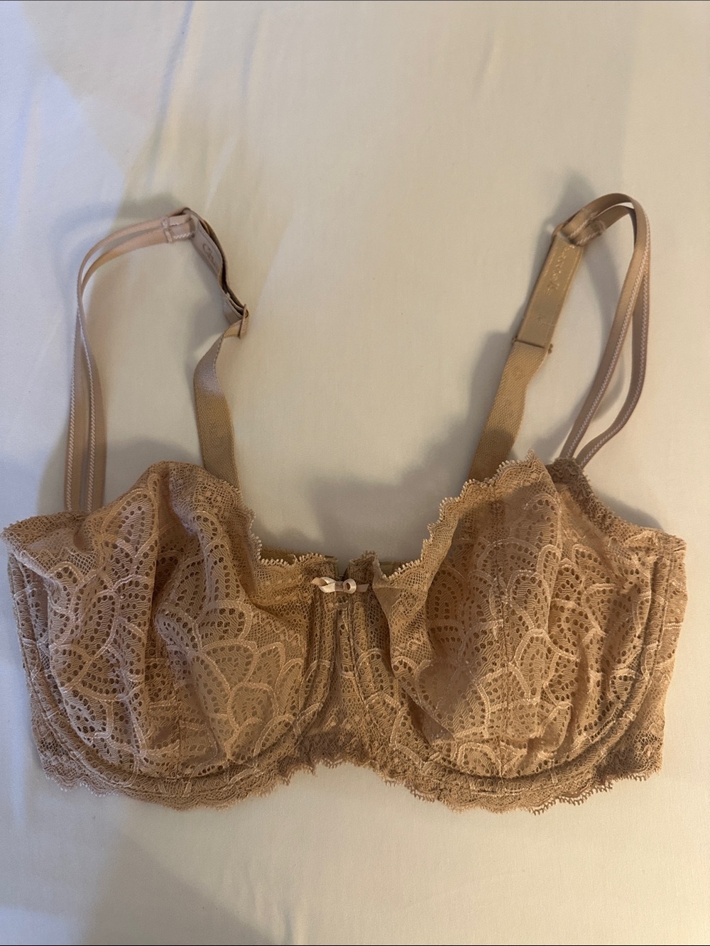Chantelle Lace Balconette Bra in Beige